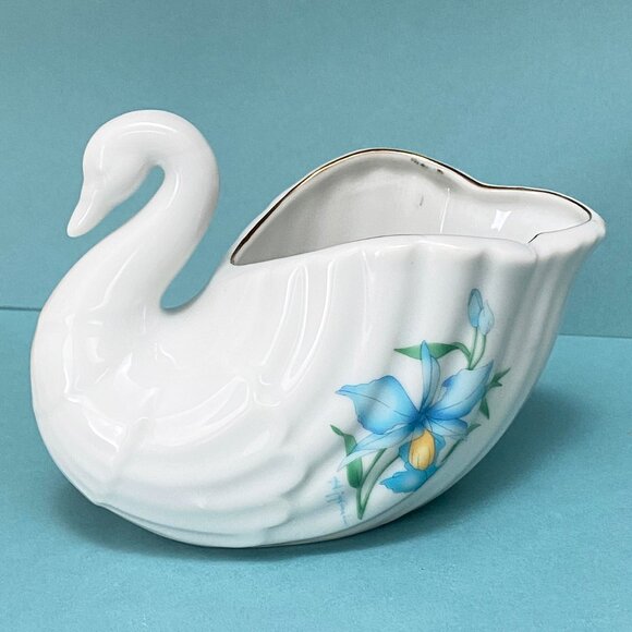 Beautiful Small Porcelain White Swan Bowl with Flowers - Swan Planter - Cottage - Picture 7 of 7